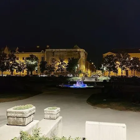 Mr.zagreb, Apartman****budite Nasi Gosti Apartment *
